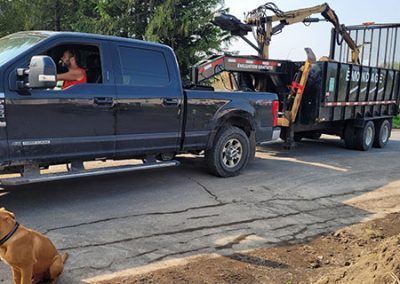 Service d'émondages, élagage, essouchage, déboisement, plantation, taille de haie et abattage d'arbre à Longueuil, Brossard, Boucherville et sur la Rive-Sud / Clavette-Emondage-Inc.